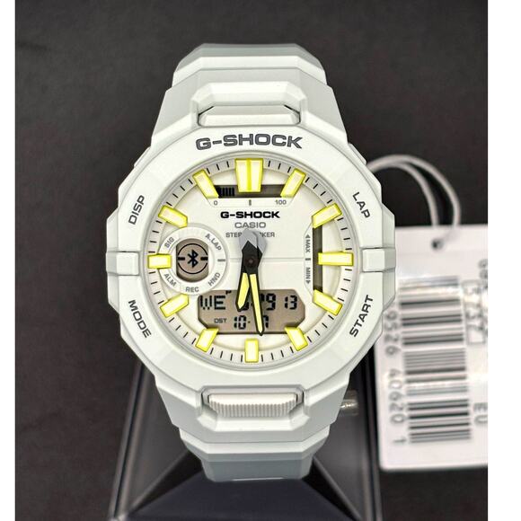 Casio Other - Casio G-Shock MOVE GBA-950-7A Bluetooth Step Tracker White unisex Watch NIBWT